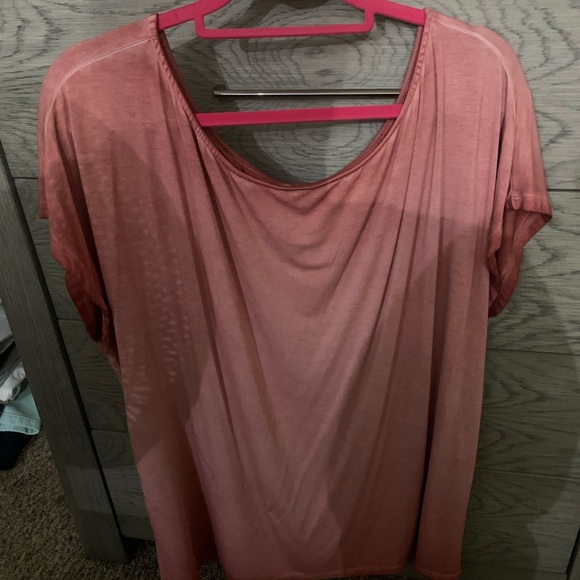 Short sleeve , loose fit - Picture 1 of 2